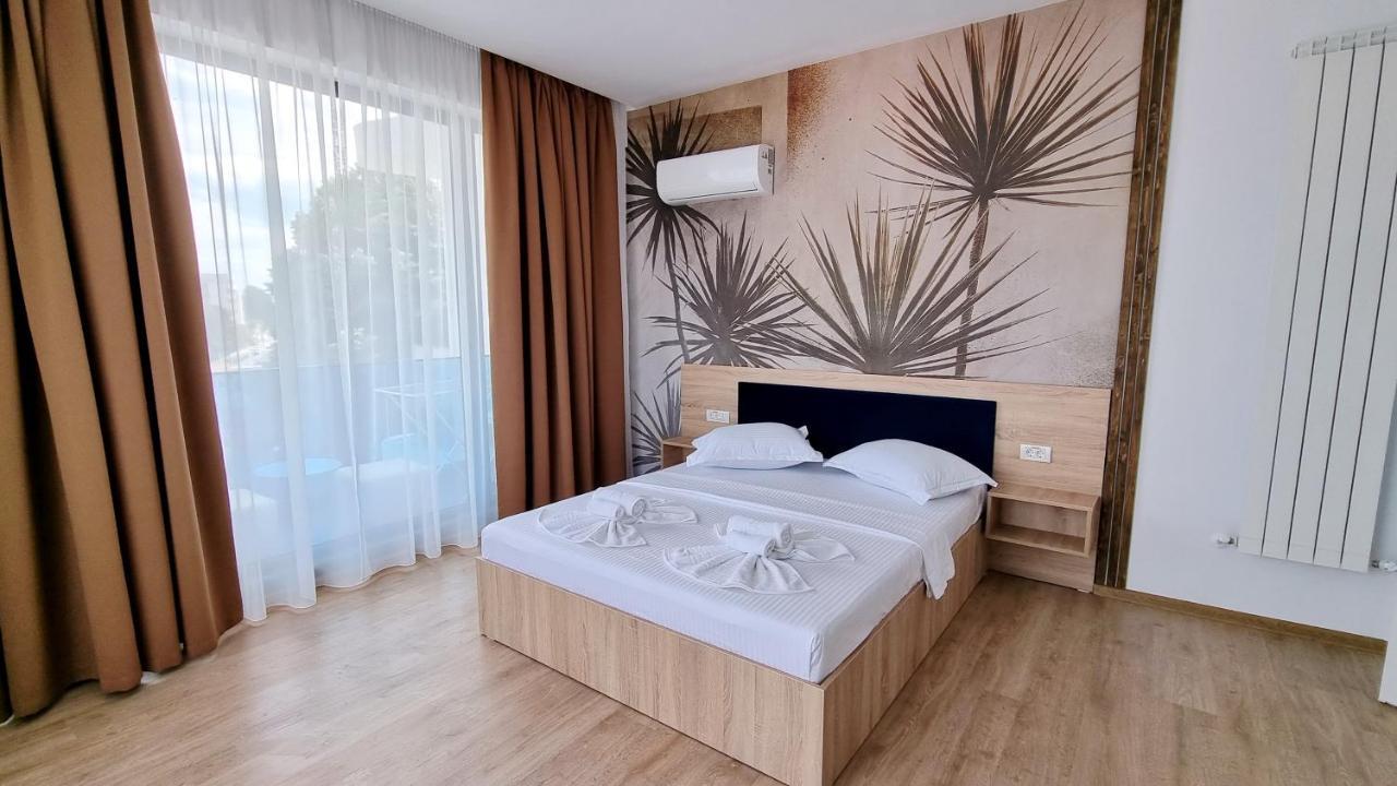 Cameră dublă cu balcon
